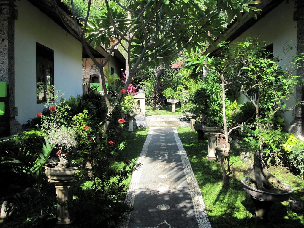 Galang Kangin Bungalows Amed Kamer foto
