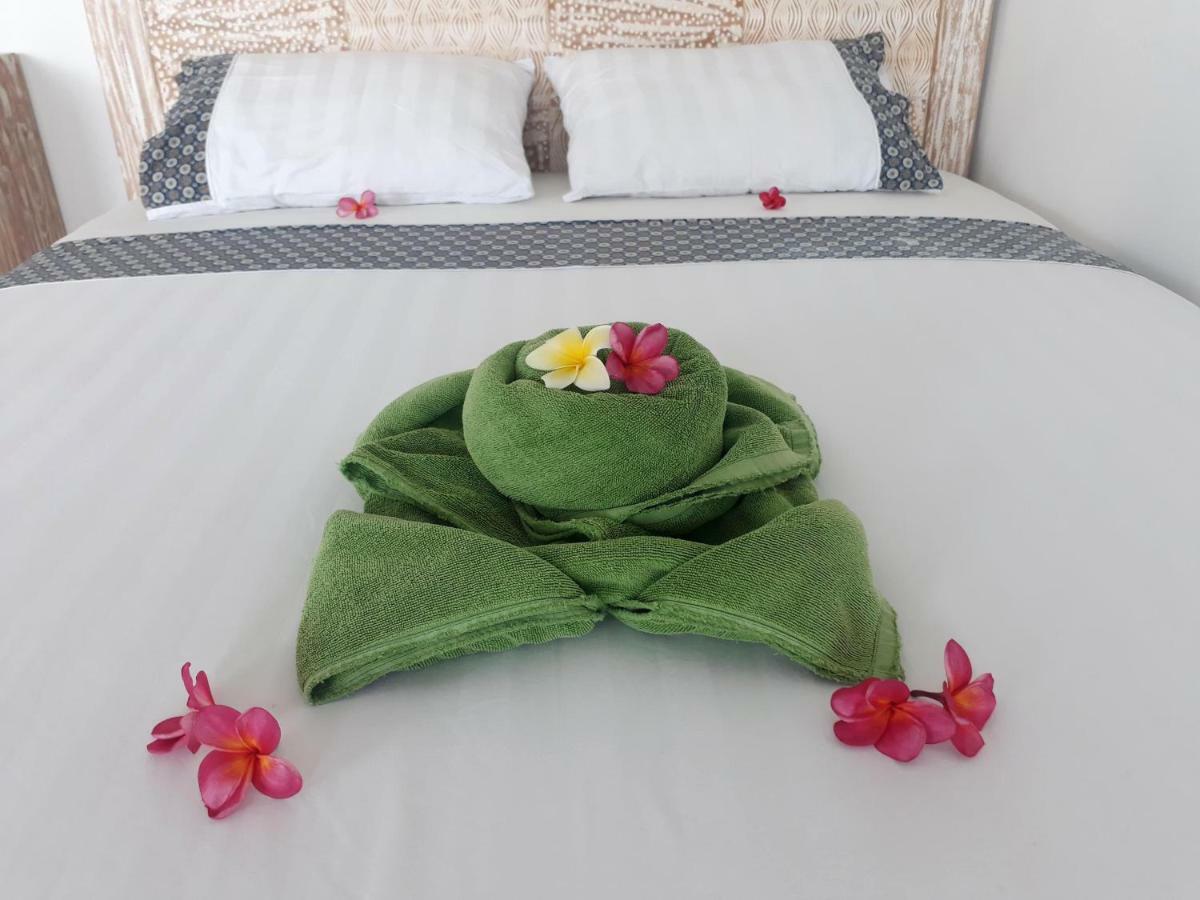 Galang Kangin Bungalows Amed Buitenkant foto
